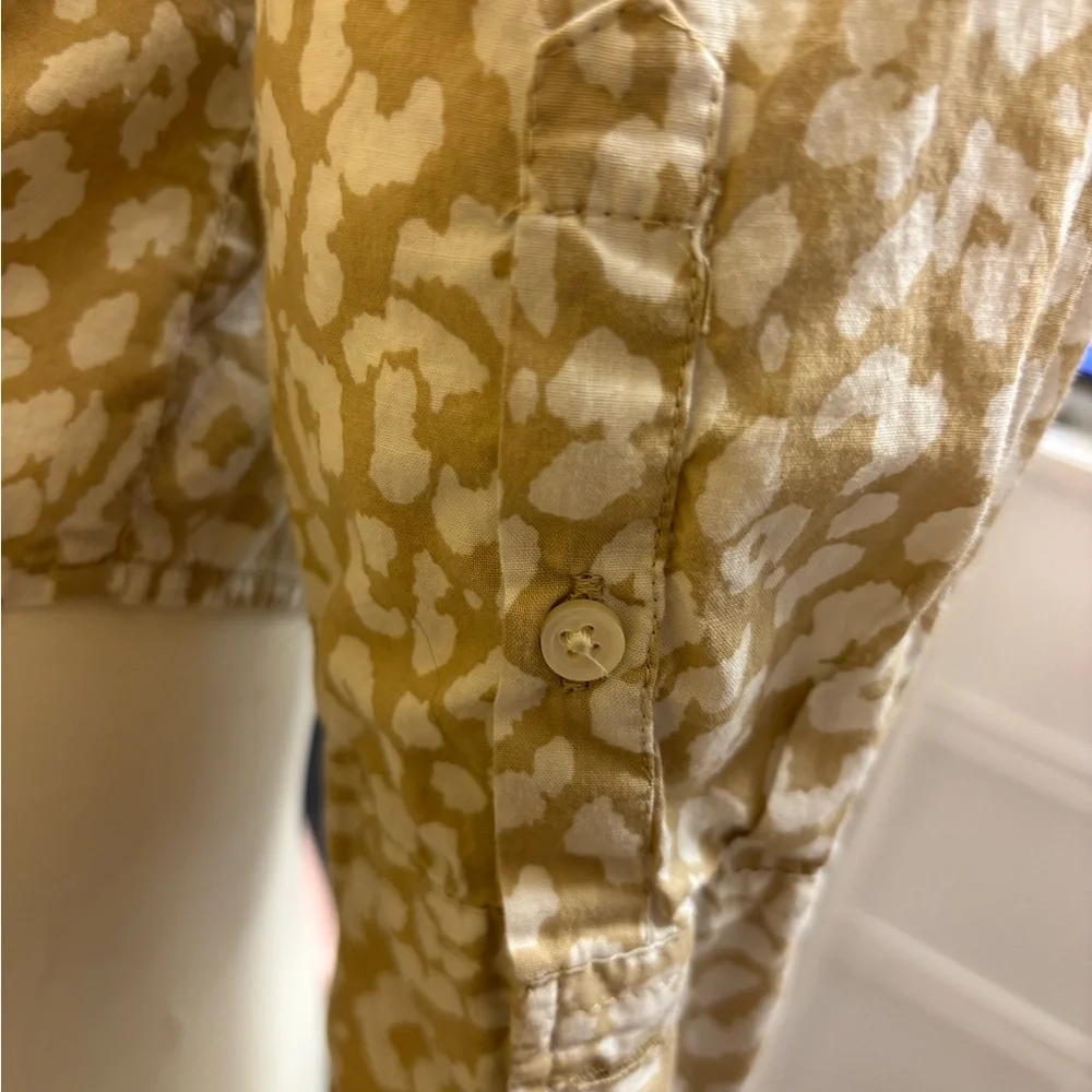 J. Crew Women's Tan and‎ White Leopard Print Shirt
